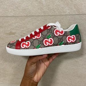 Gucci sneakers